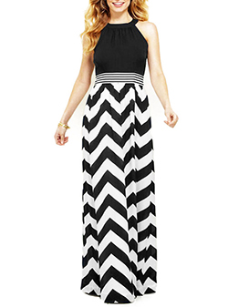 Plus Size Chevron Maxi Dress - White Black